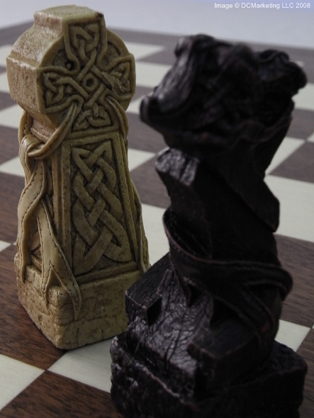 Celtic Plain Theme Chess Set